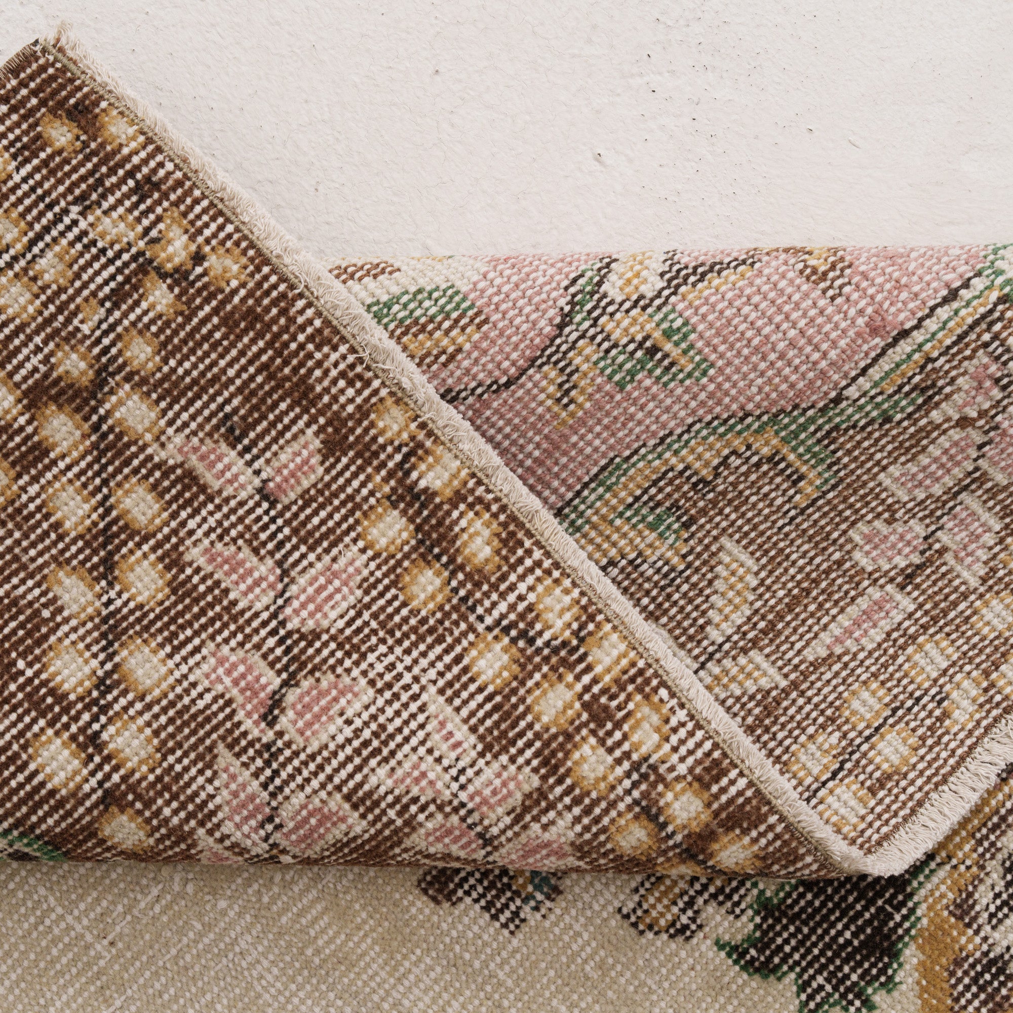 Oriental 6x10 Beige Rug