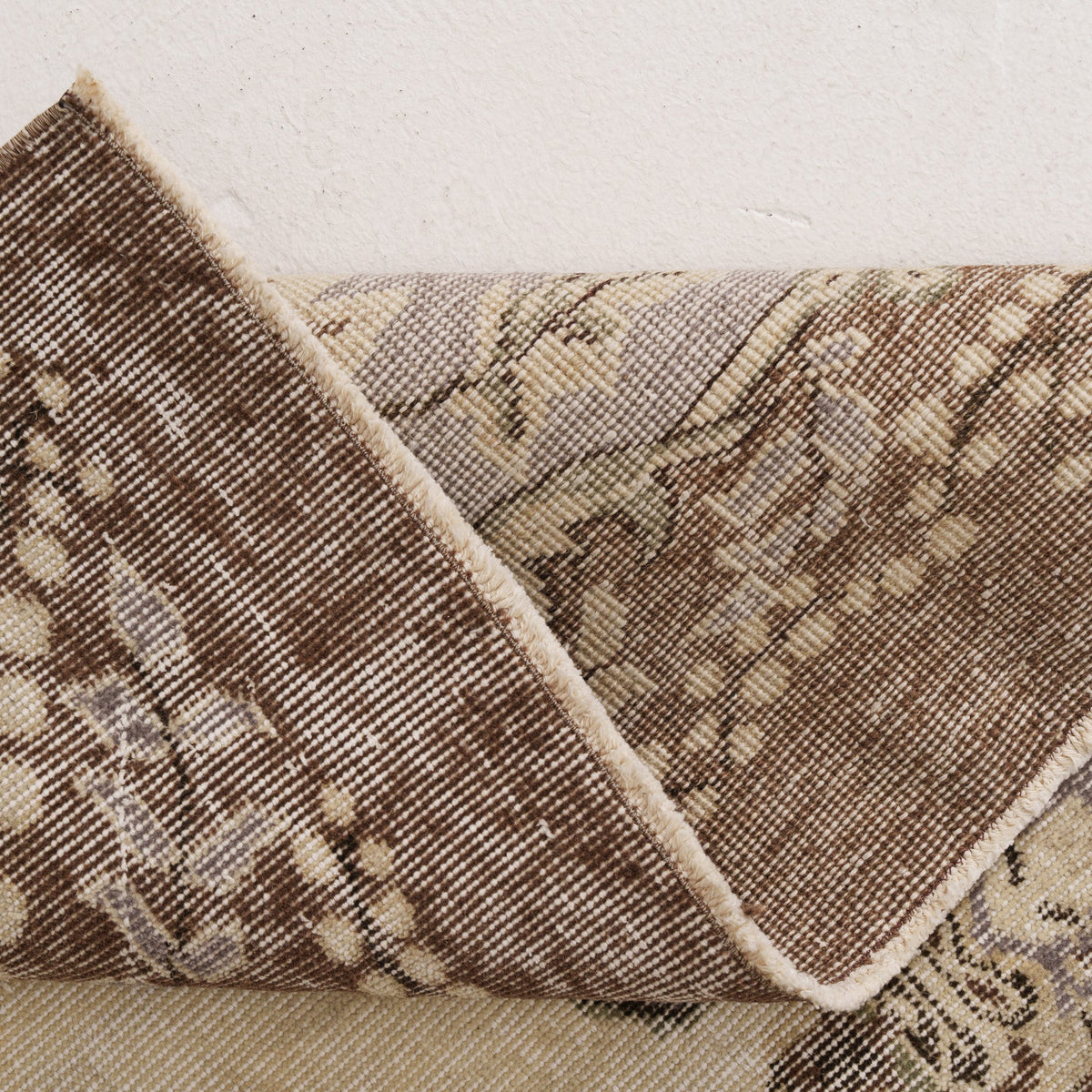 Oriental 7x10 Beige Rug