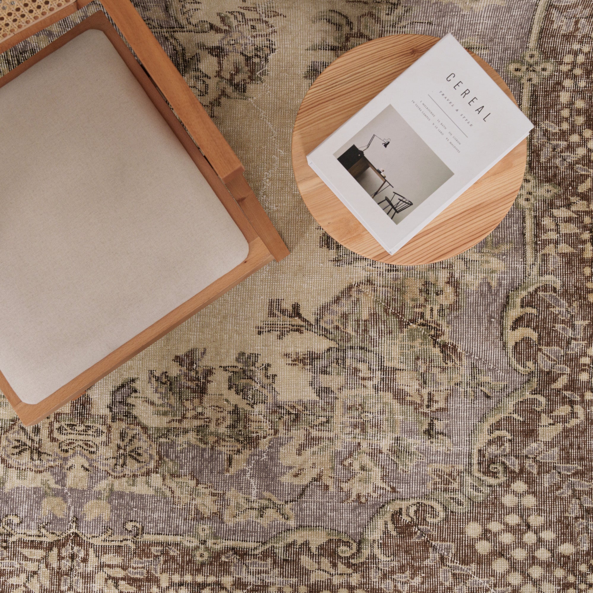 7x10 Beige Turkish Rug