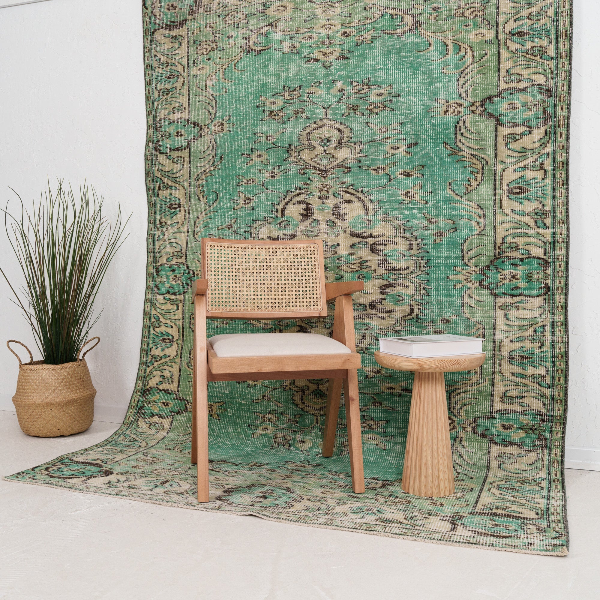 6' x 9' - Vintage Turkish Area Rug, Green - Mayrisse | Kuden Rugs