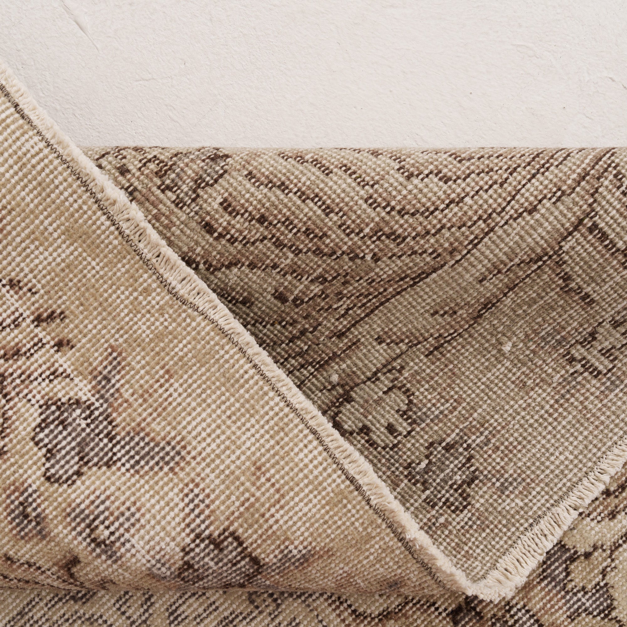 Oriental 7x10 Beige Rug