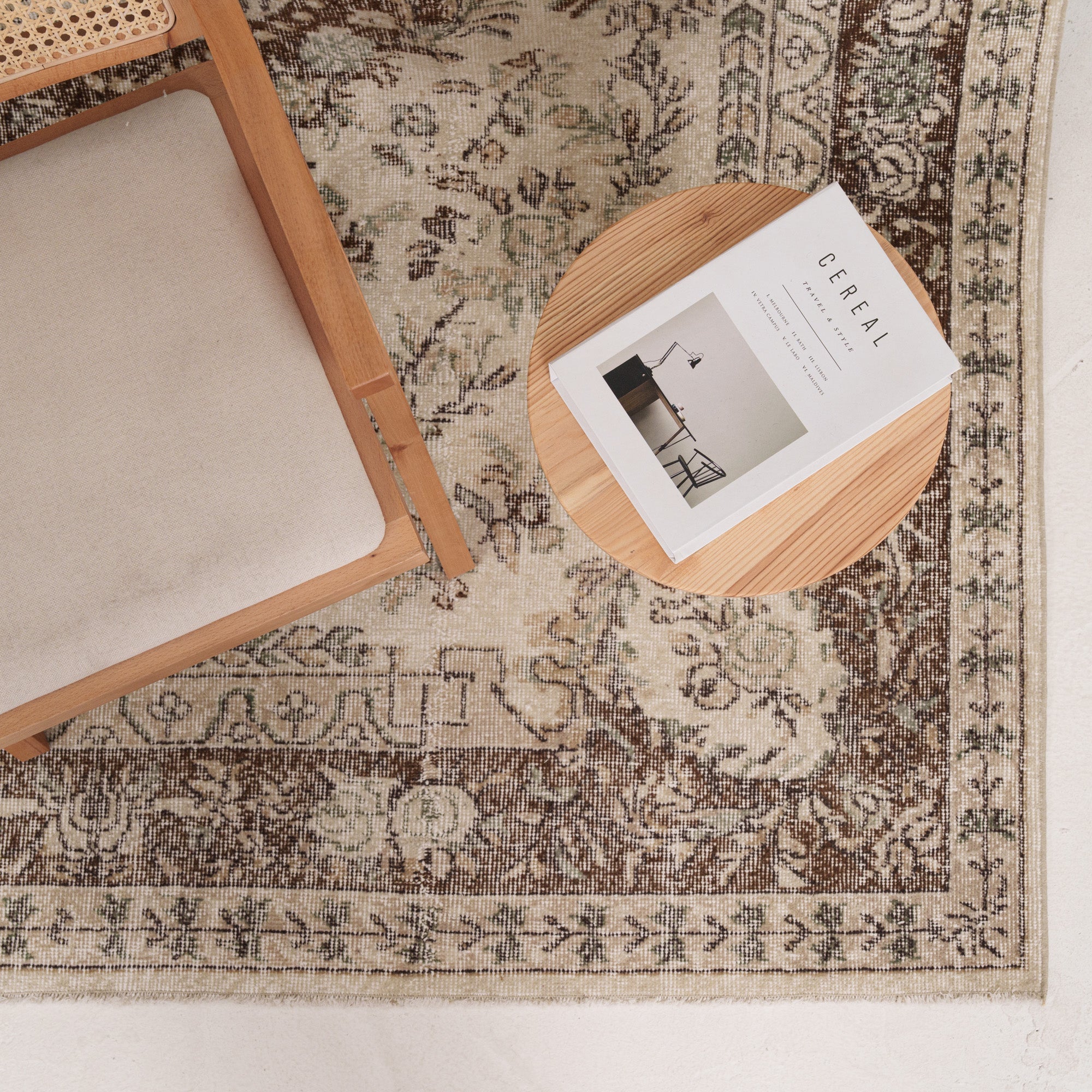 7x10 Beige Turkish Rug
