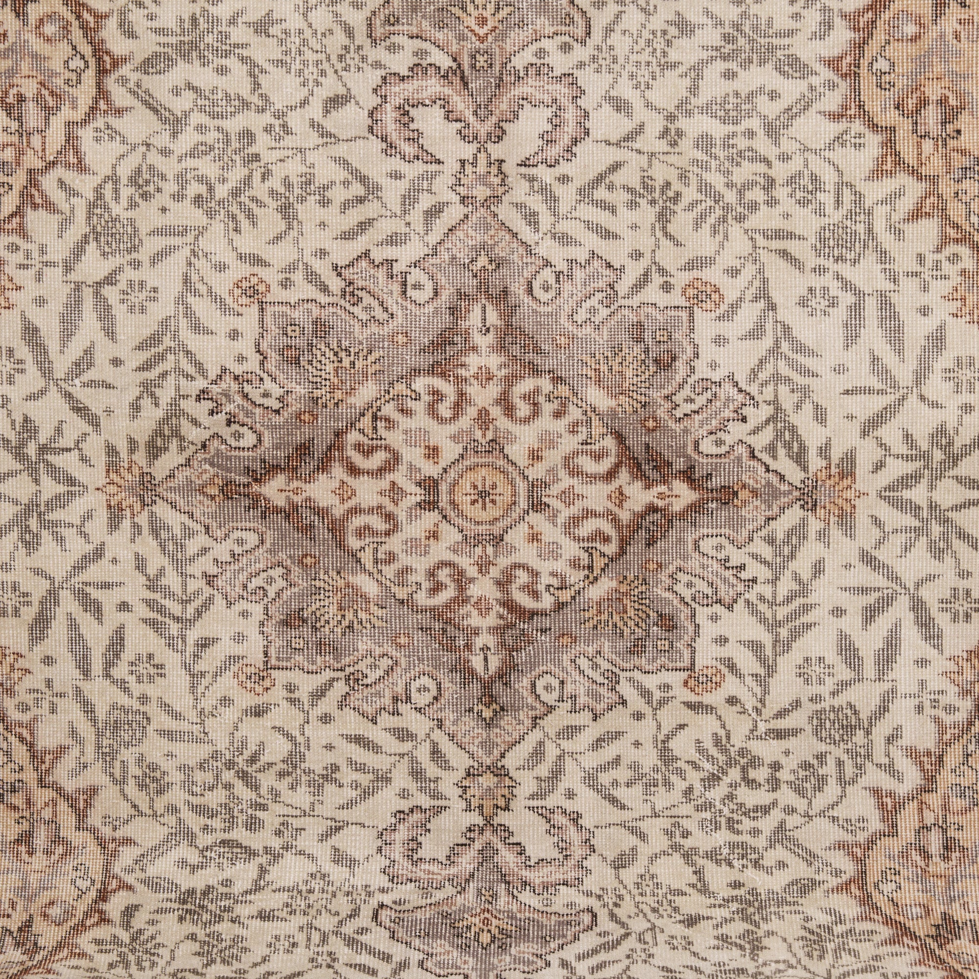 6x9 Vintage Rug
