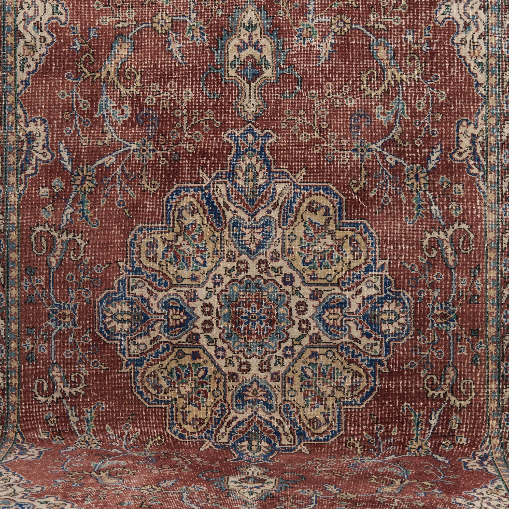 7x10 Vintage Rug