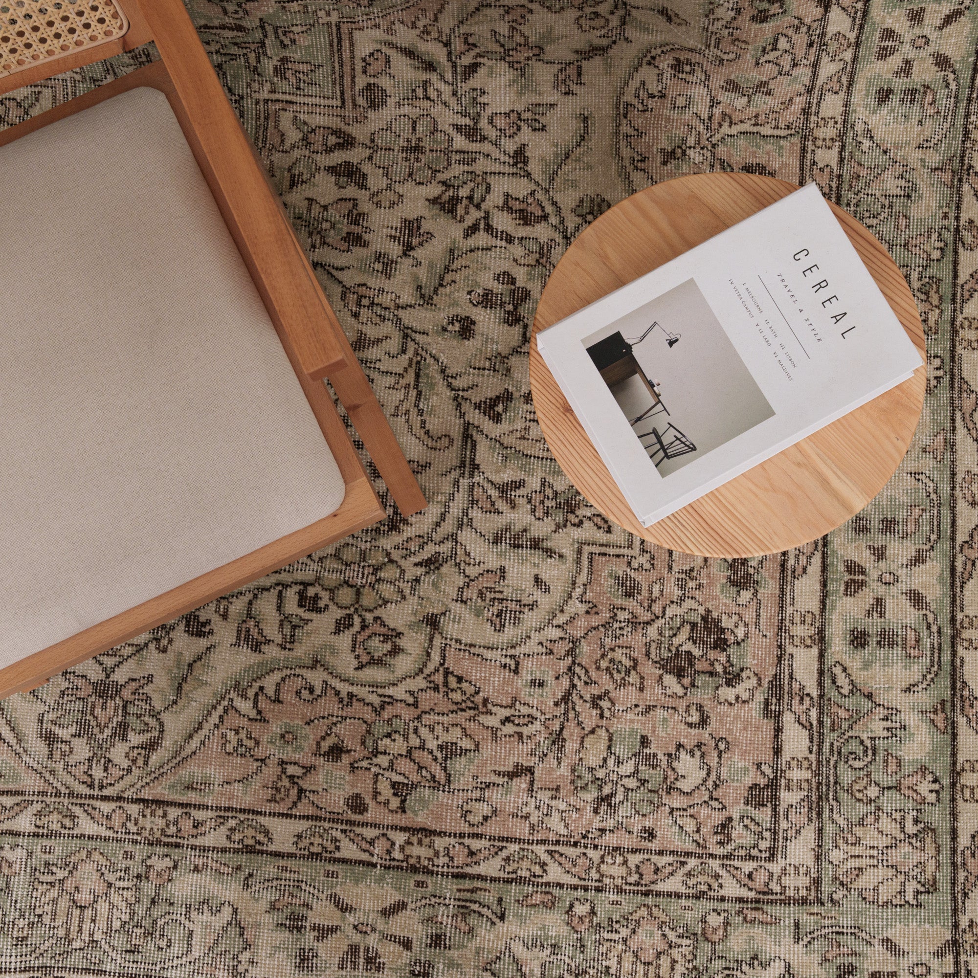 7x10 Beige Turkish Rug