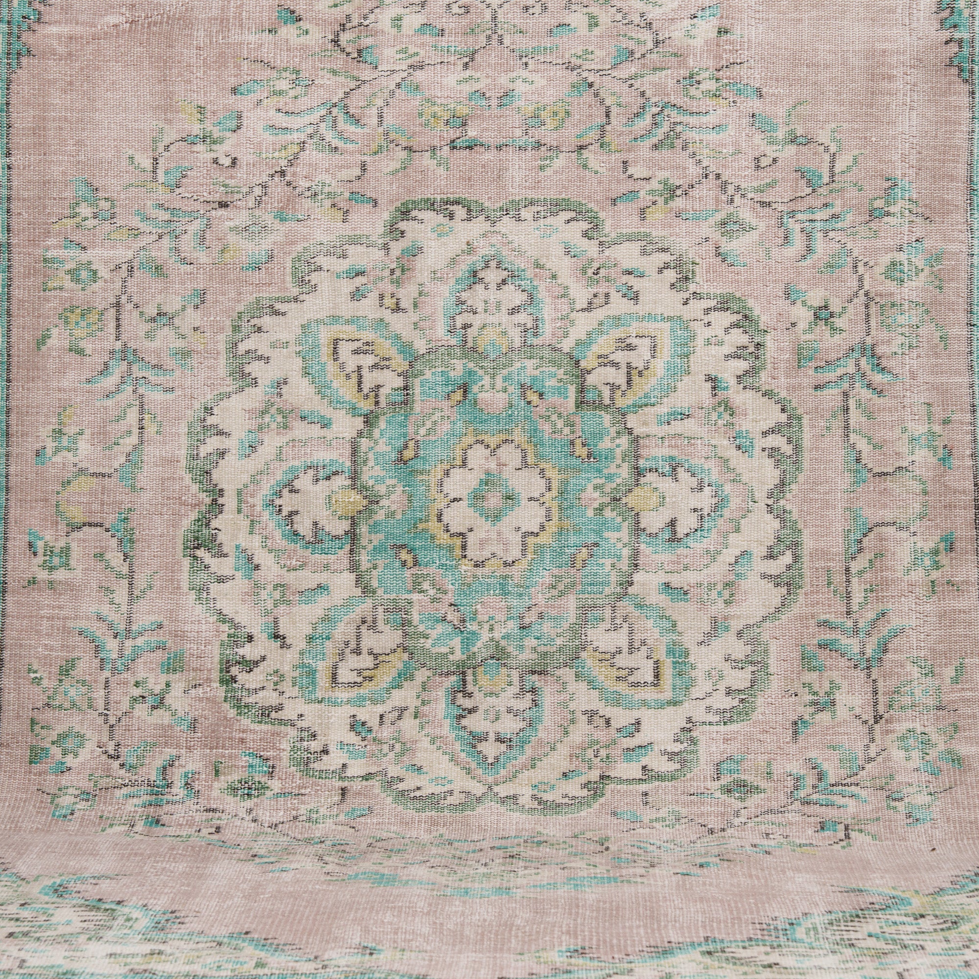 6x10 Vintage Rug