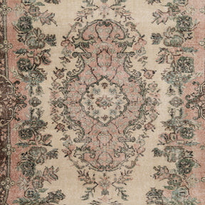 5x9 Vintage Rug