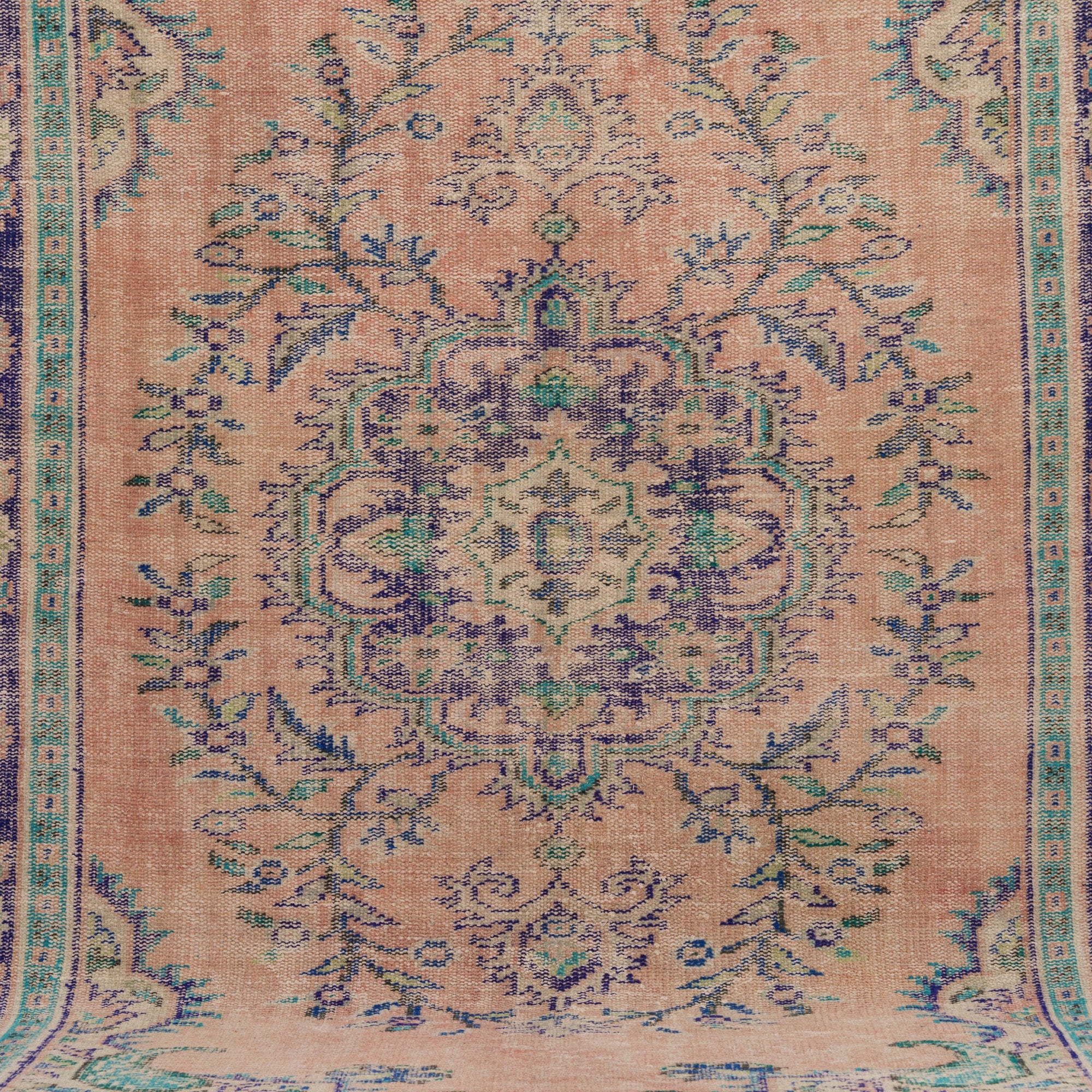 6x9 Vintage Rug