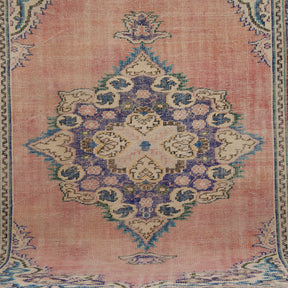 6x9 Vintage Rug