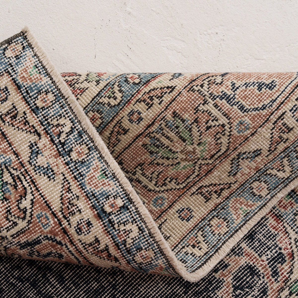 Oriental 6x9 Blue Rug