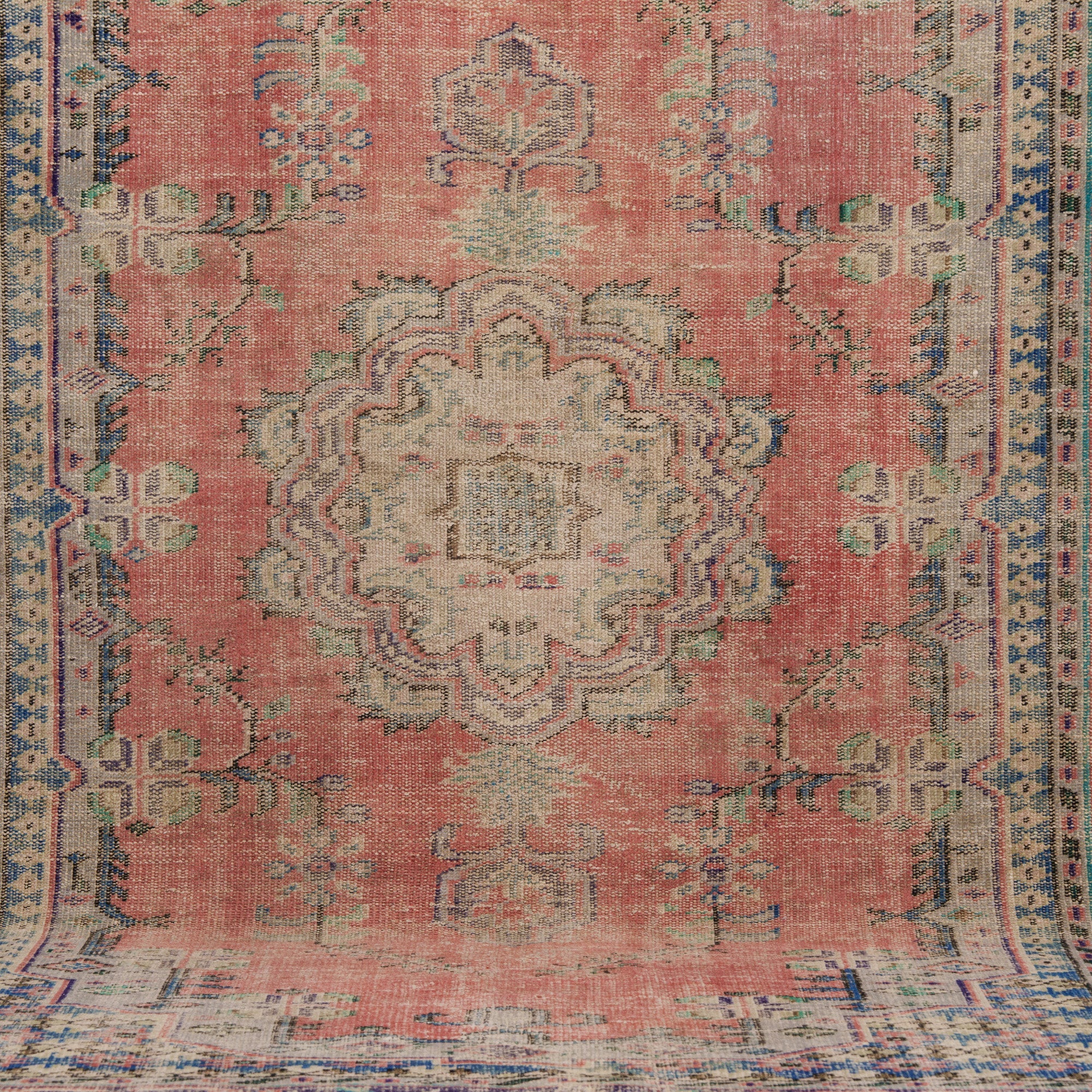 6x10 Vintage Rug