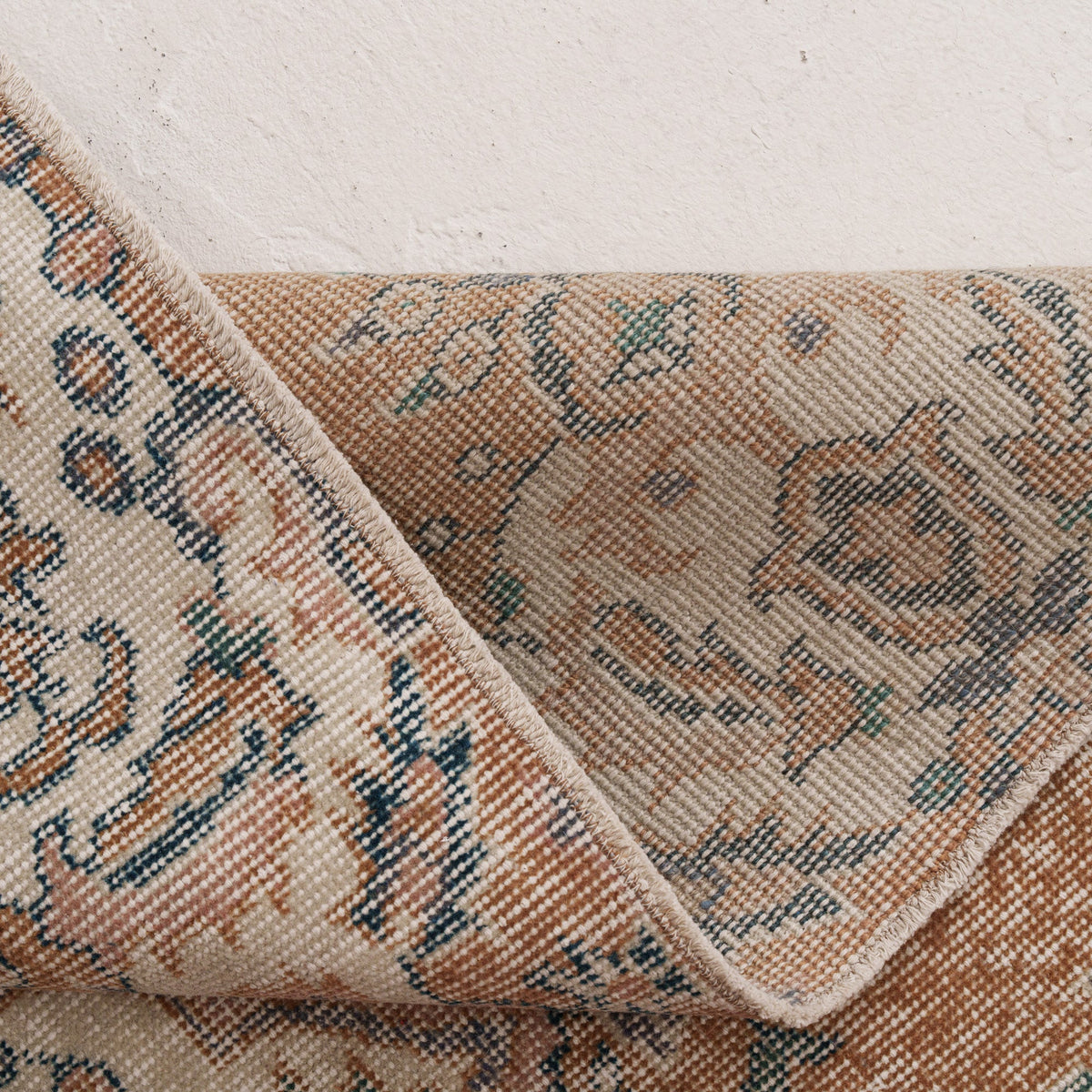Oriental 6x10 Orange Rug