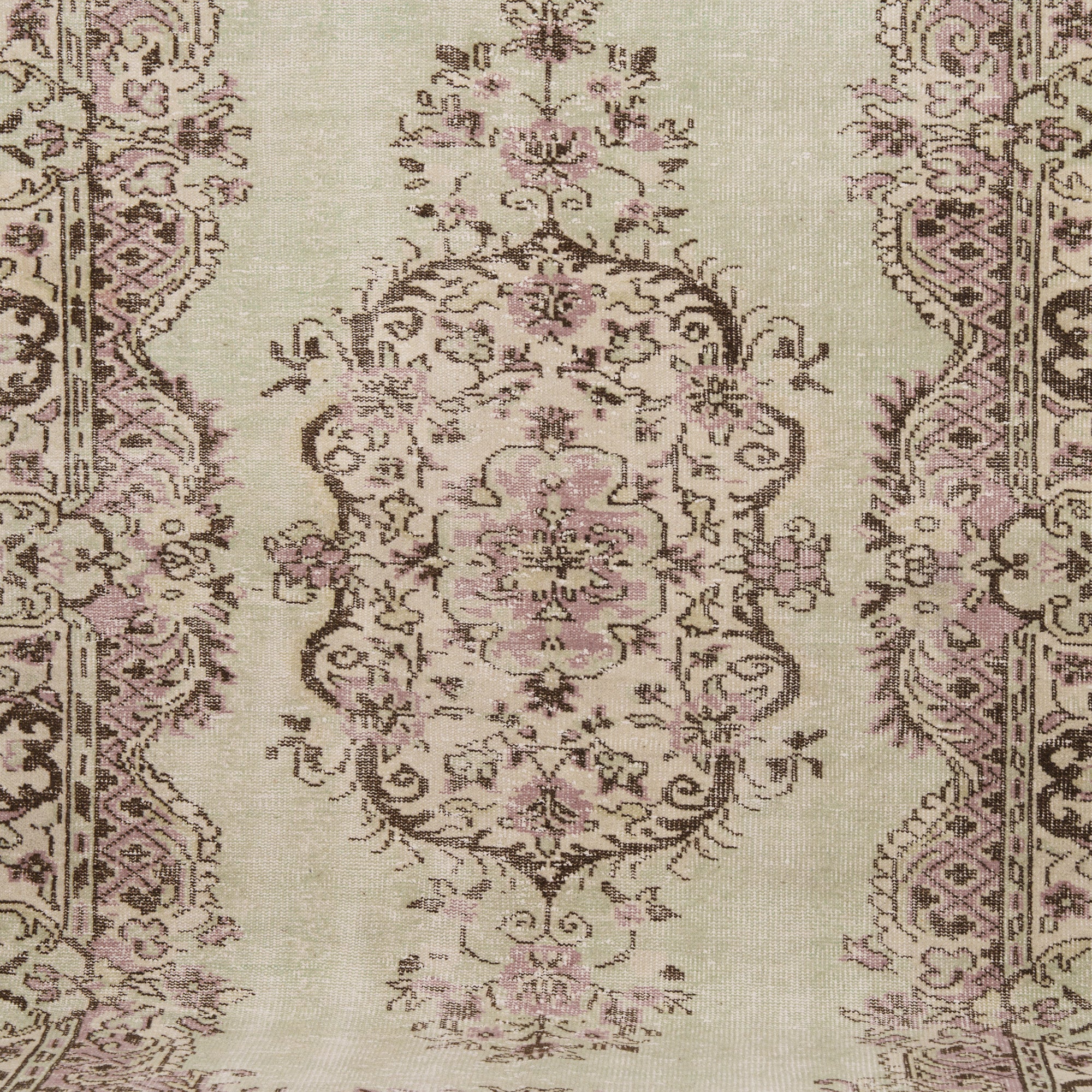 6x9 Vintage Rug