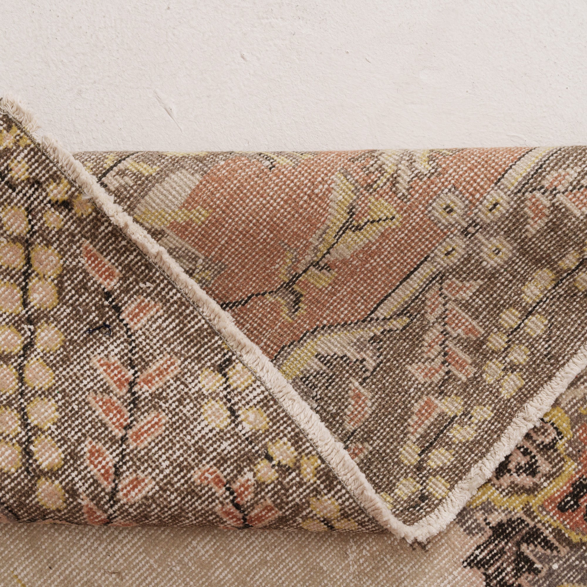 Oriental 7x10 Beige Rug