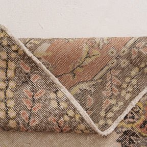 Oriental 7x10 Beige Rug