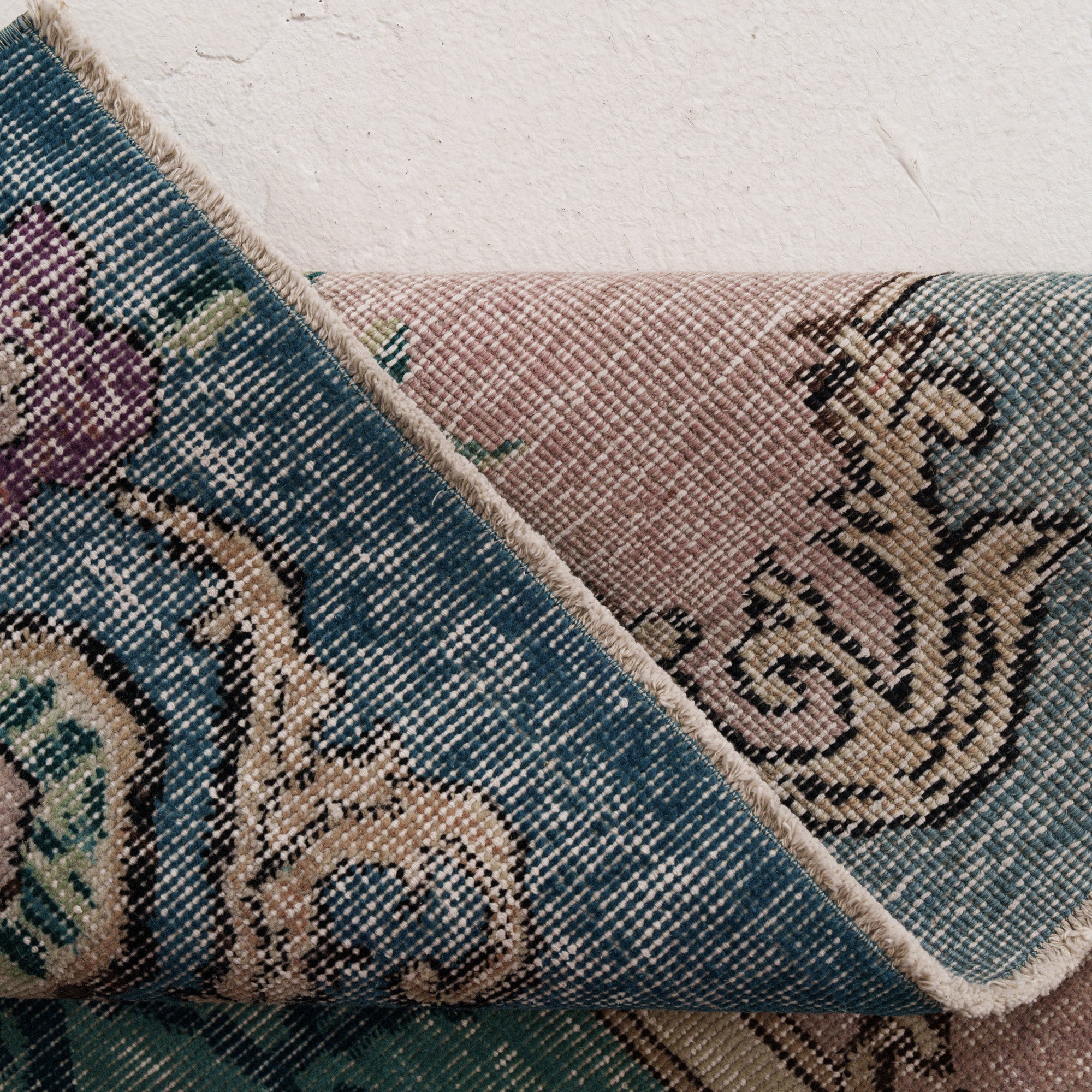 Oriental 7x10 Blue Rug