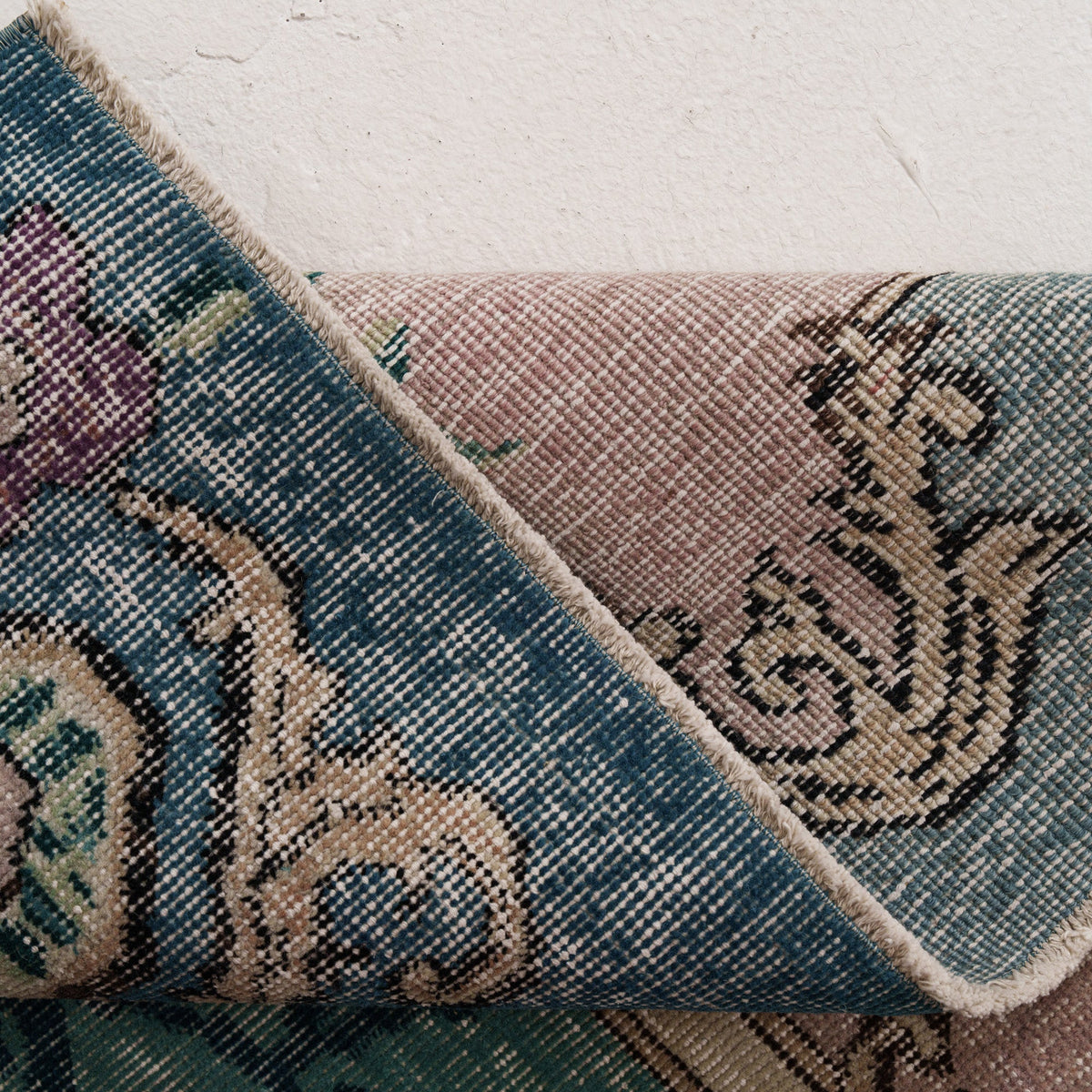 Oriental 7x10 Blue Rug