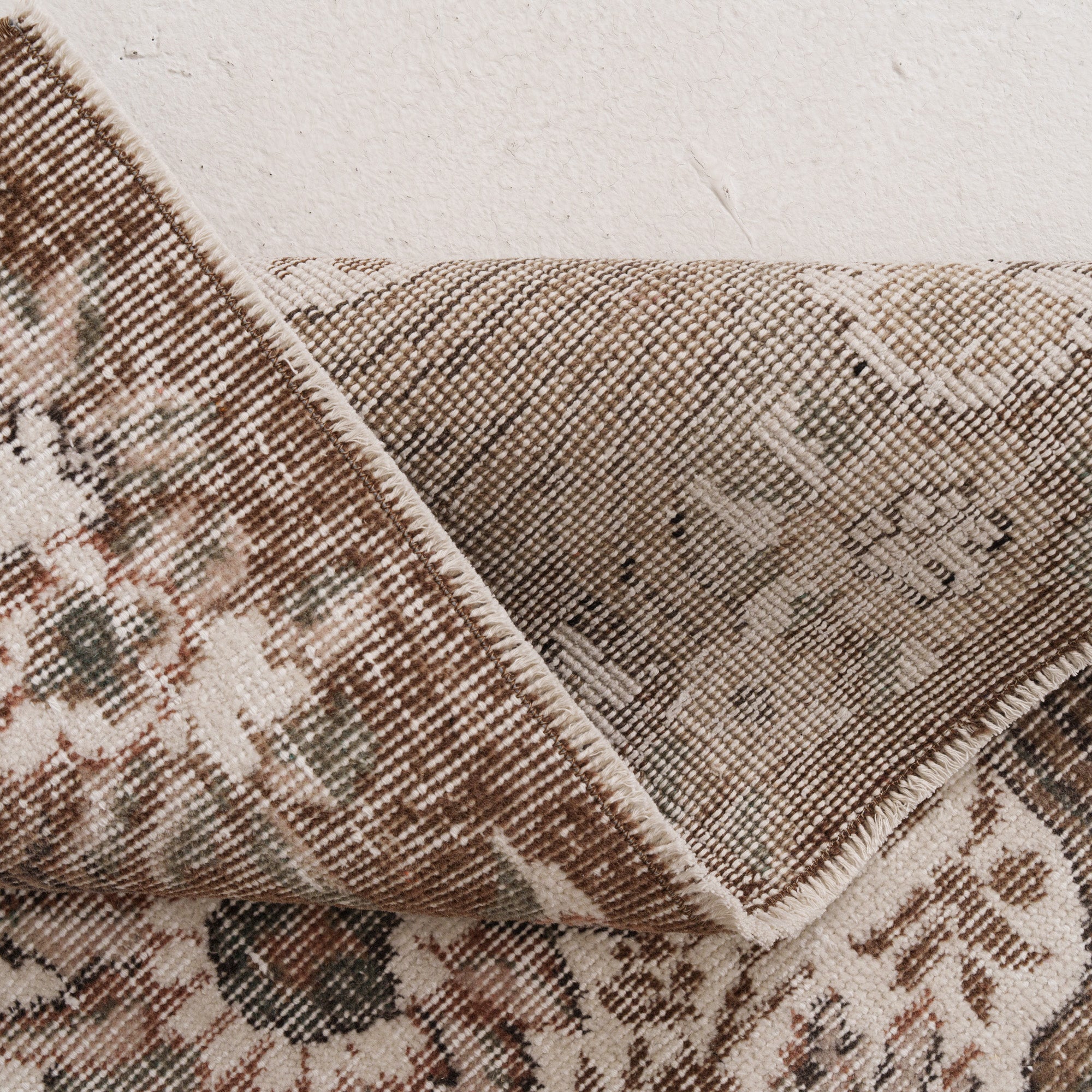 Oriental 5x10 Beige Rug