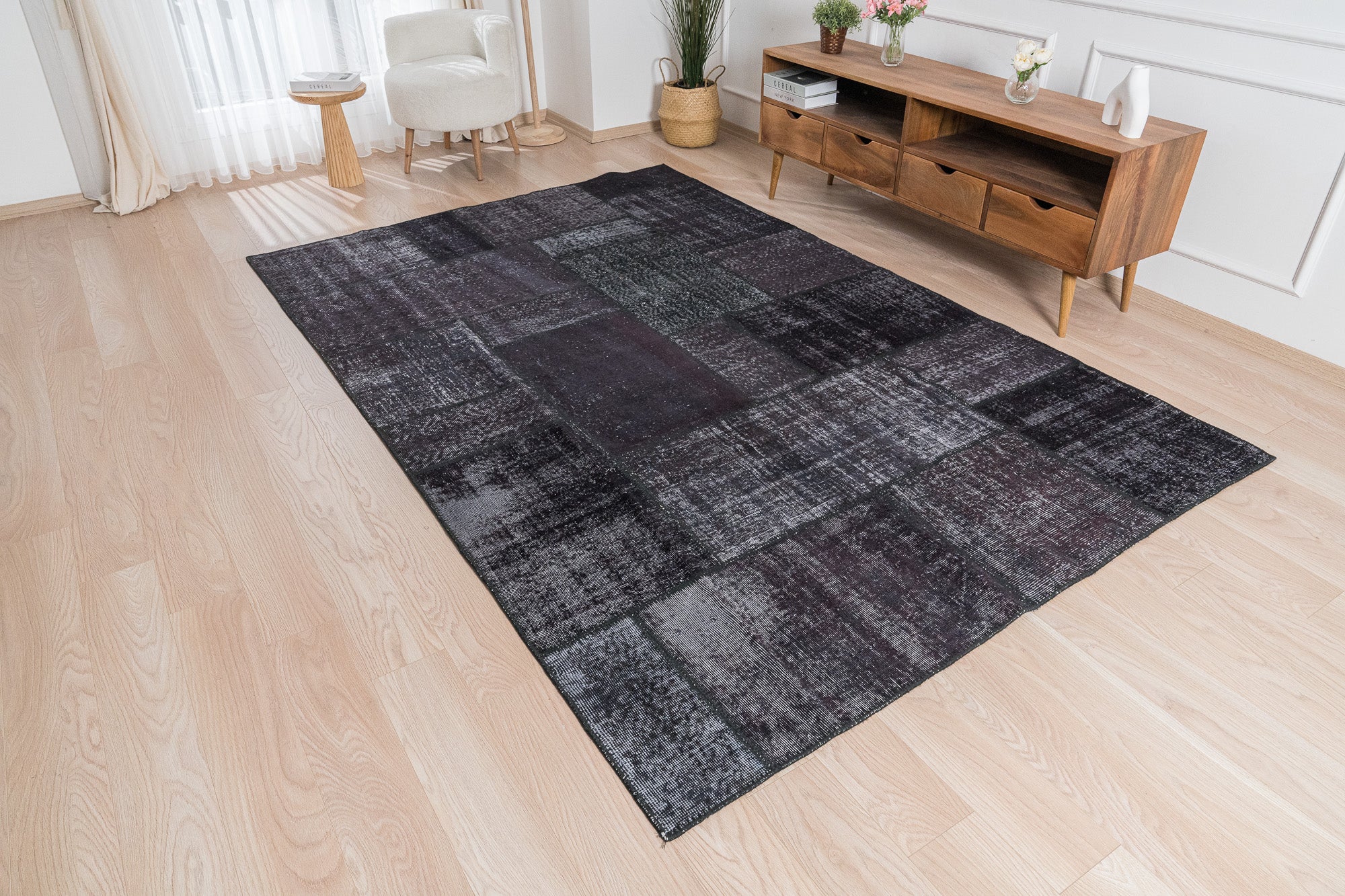 Olayinka - Living Room Rug, Elegant & Unique