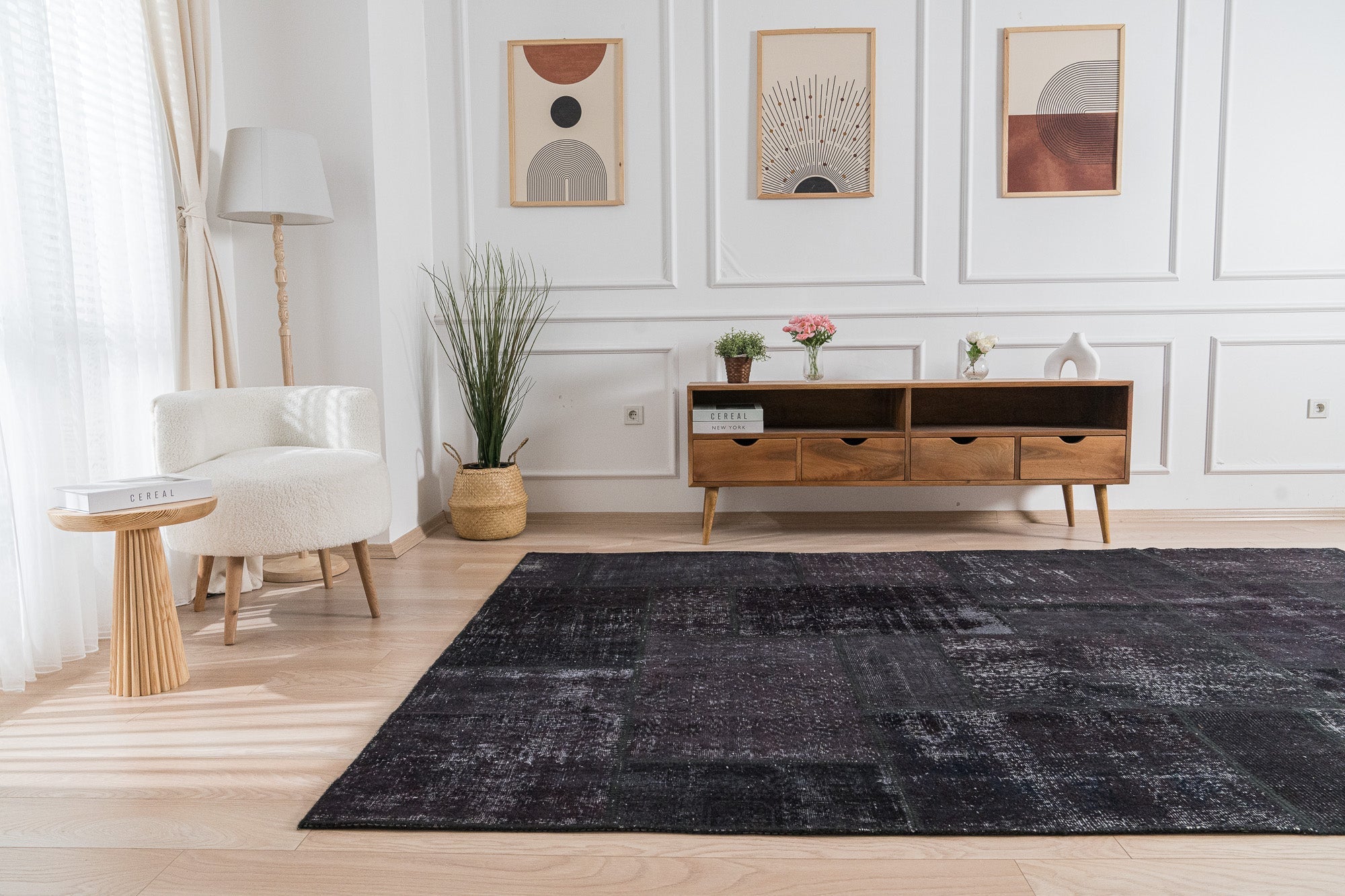 Salali - Oriental Rug, Timeless & Exquisite