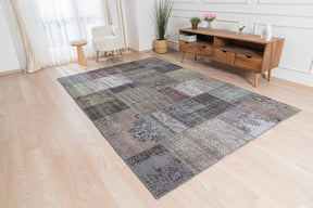 Rae - Dining Room Rug, Classic Artisan Crafted