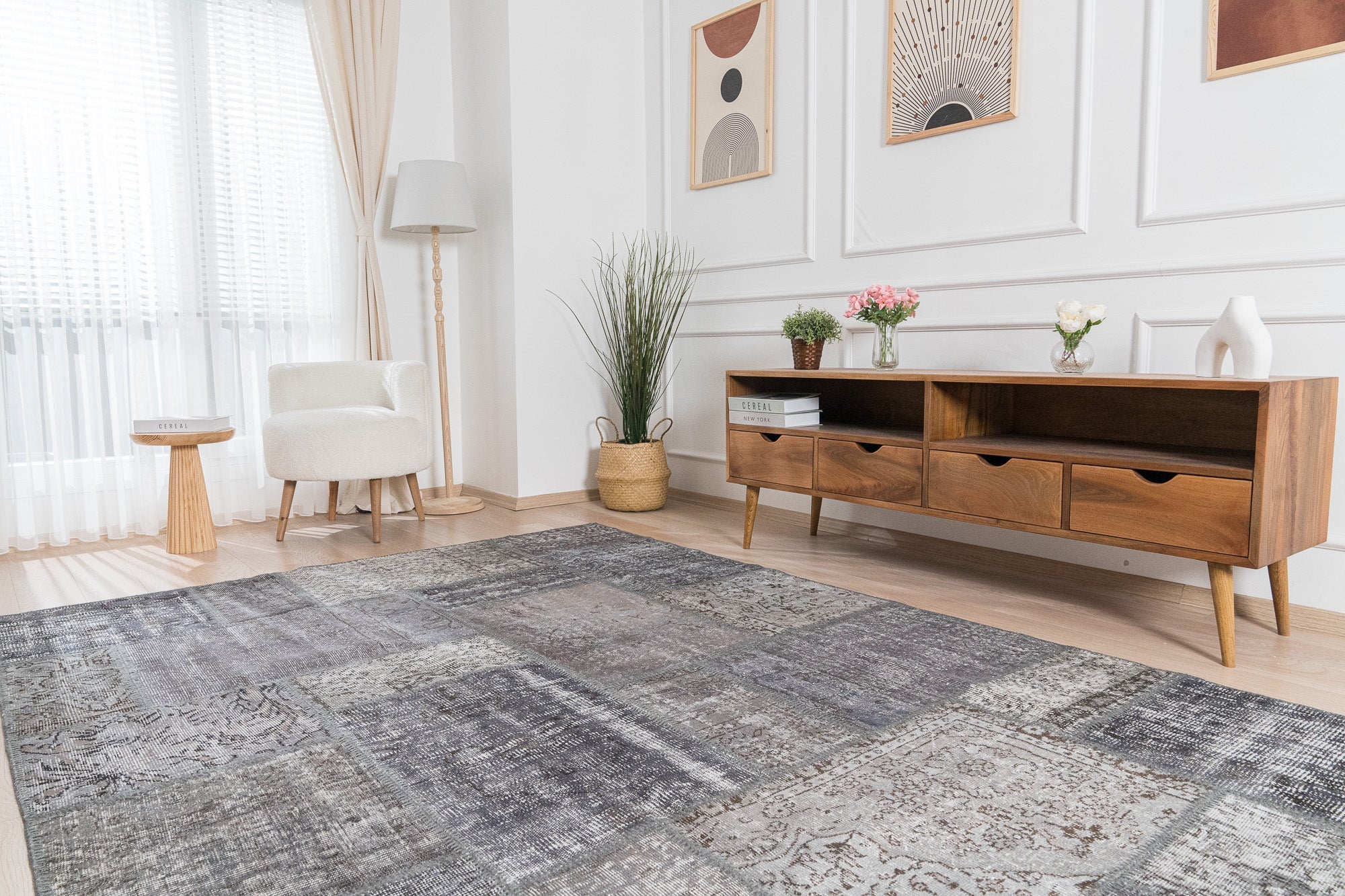 Tabbi - Classic Turkish Rug, Vintage Heritage