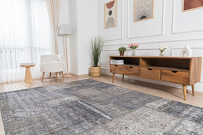 Tabbi - Classic Turkish Rug, Vintage Heritage