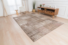 Tabby - Oriental Rug, Timeless & Exquisite