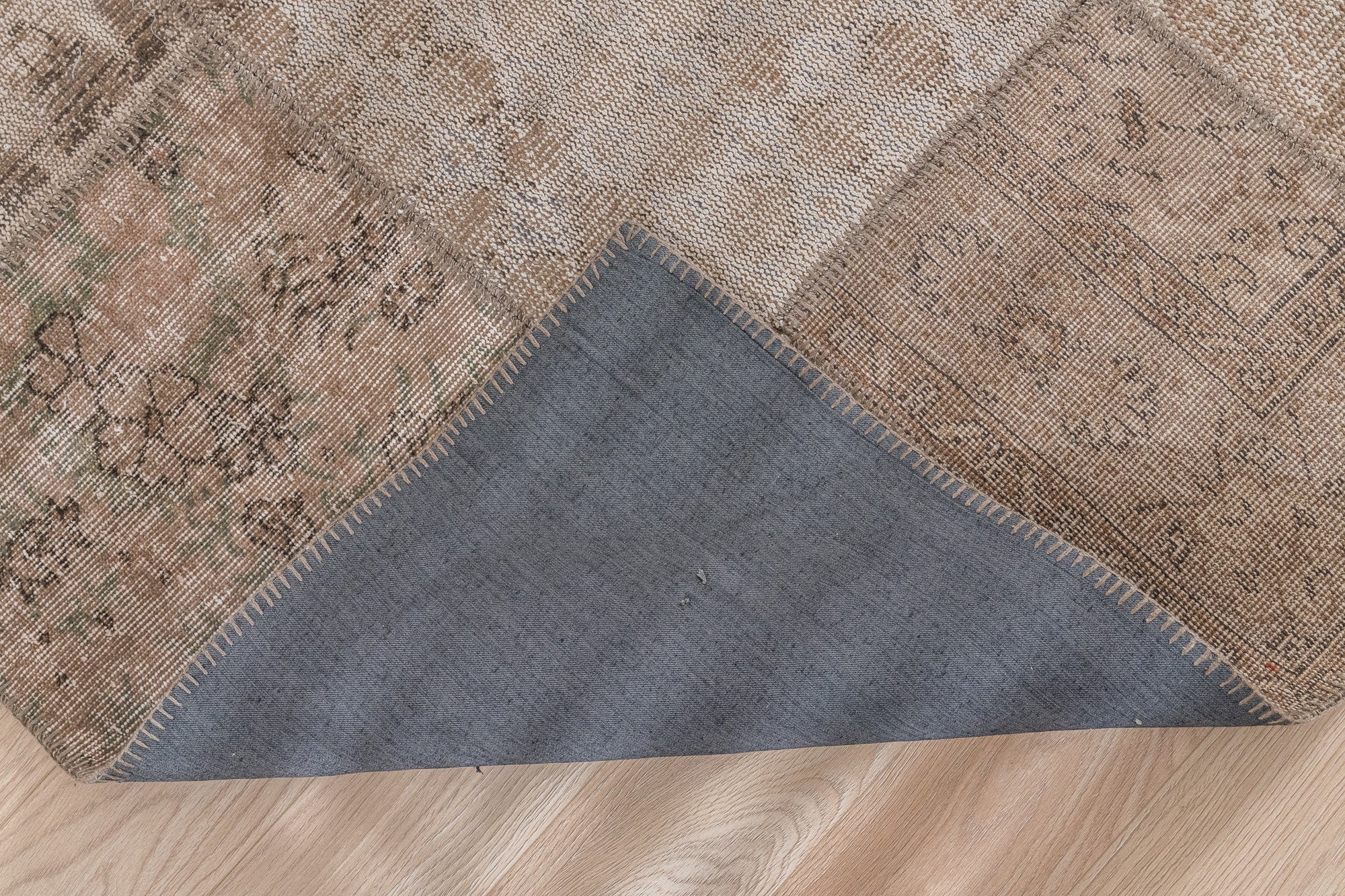 Tabby - Persian Rug, Handcrafted & Timeless
