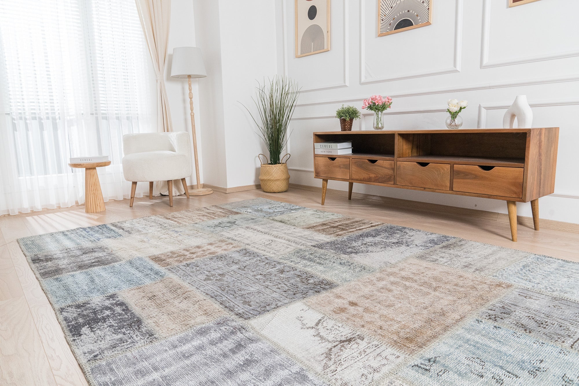 Tace - Vintage Persian Rug, Handwoven Masterpiece
