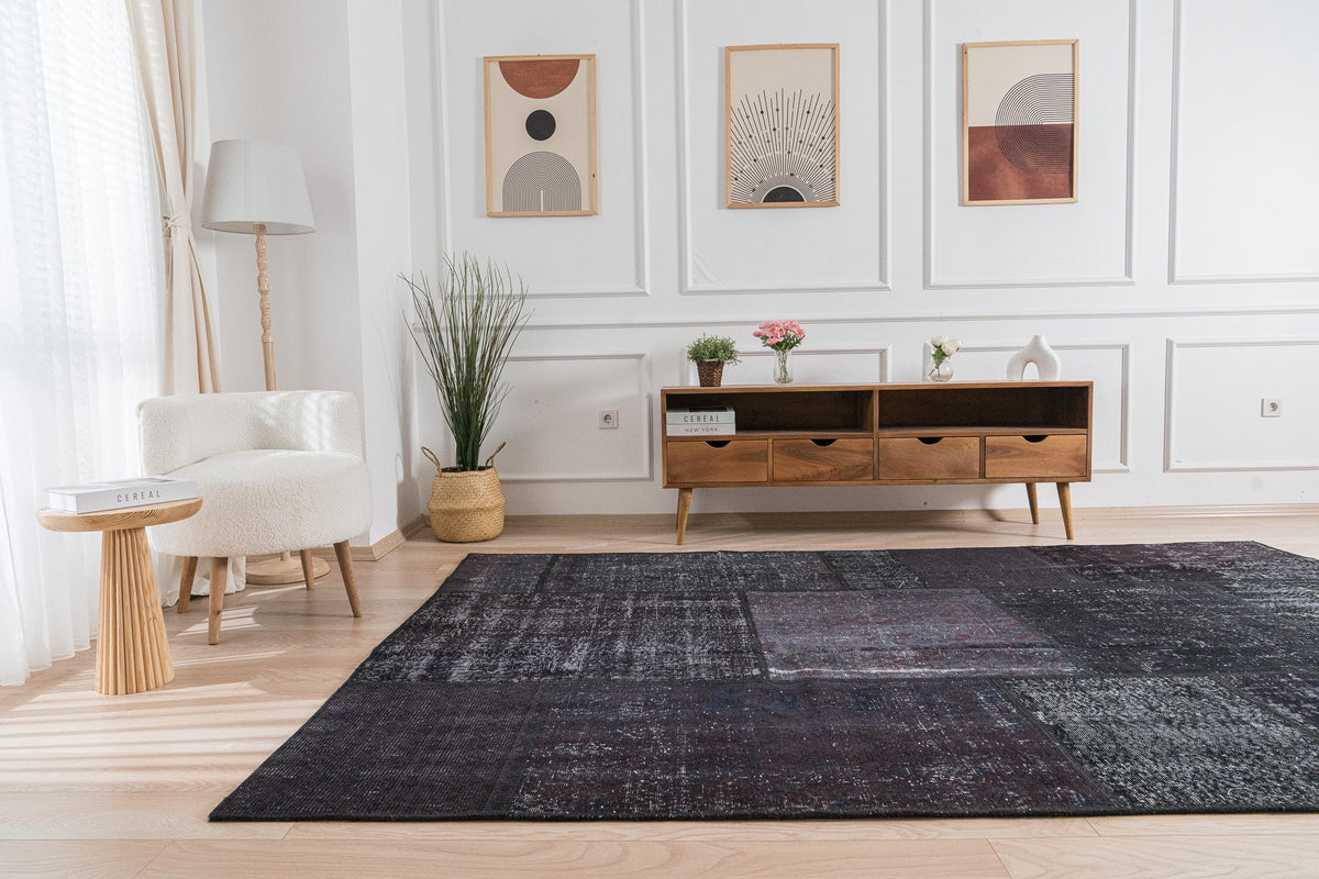 Brenah - Oriental Rug, Timeless & Exquisite