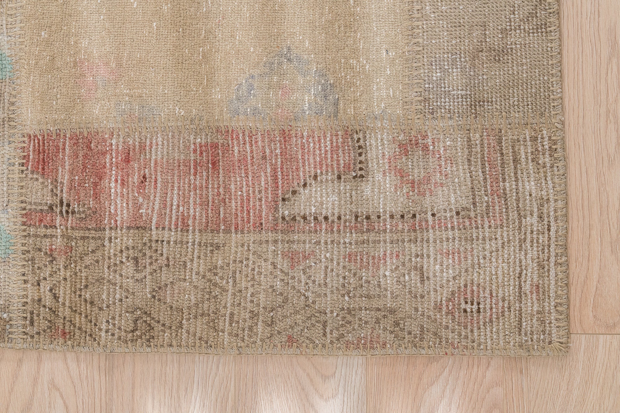 Neria - Dining Room Rug, Authentic Oriental Design