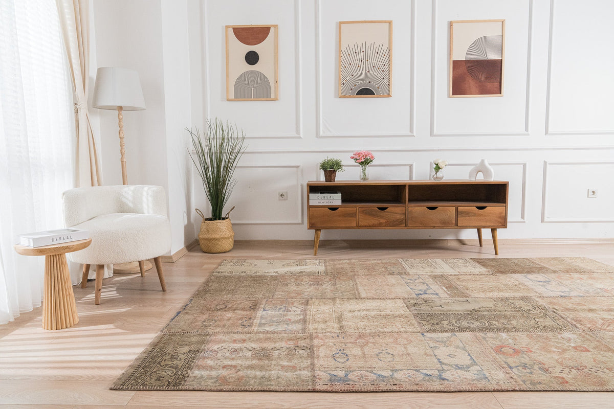 Makinsley - Vintage Persian Rug, Handwoven Masterpiece