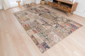 Emerline - Turkish Rug, Authentic and Vintage