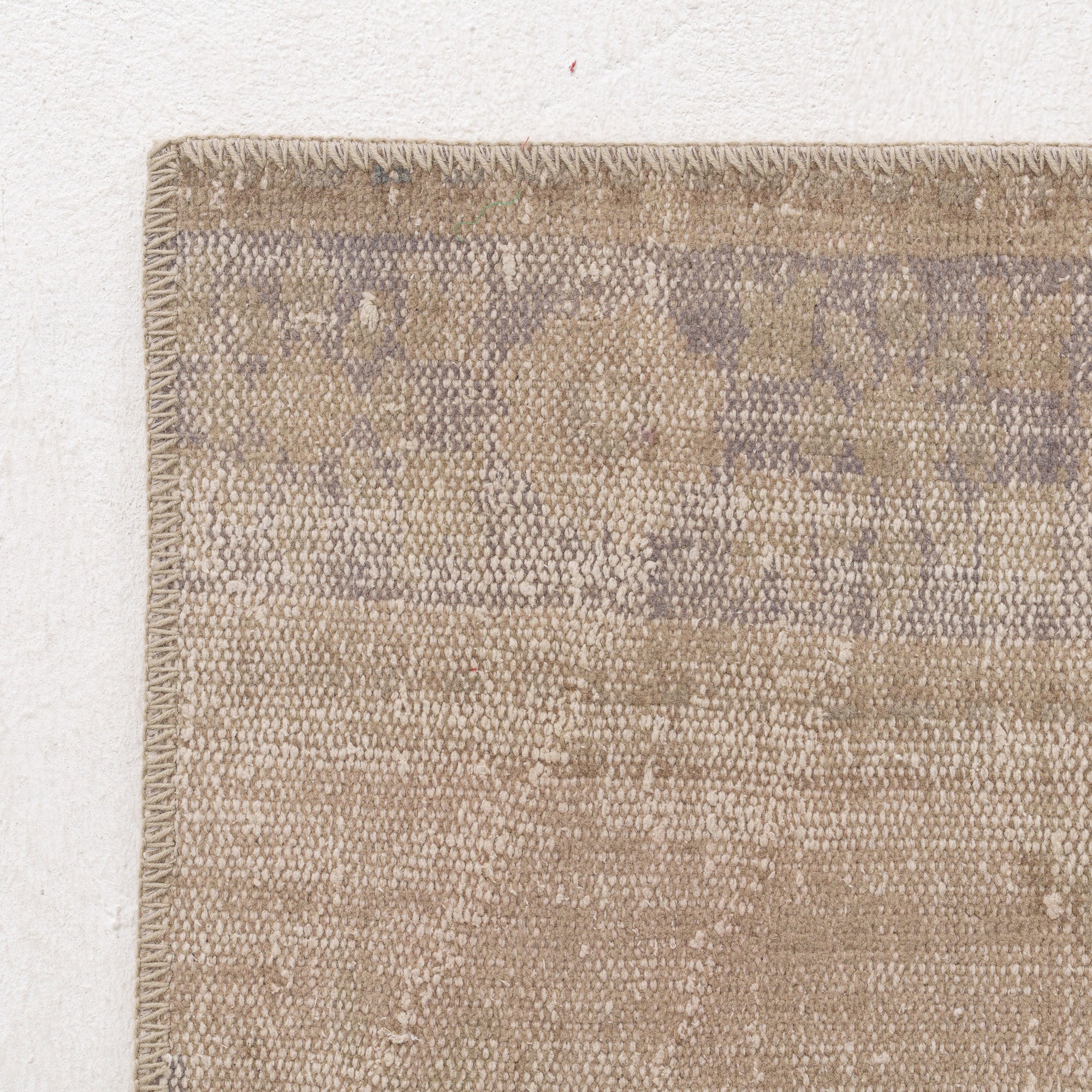 Iaelis - Vintage Turkish Area Rug