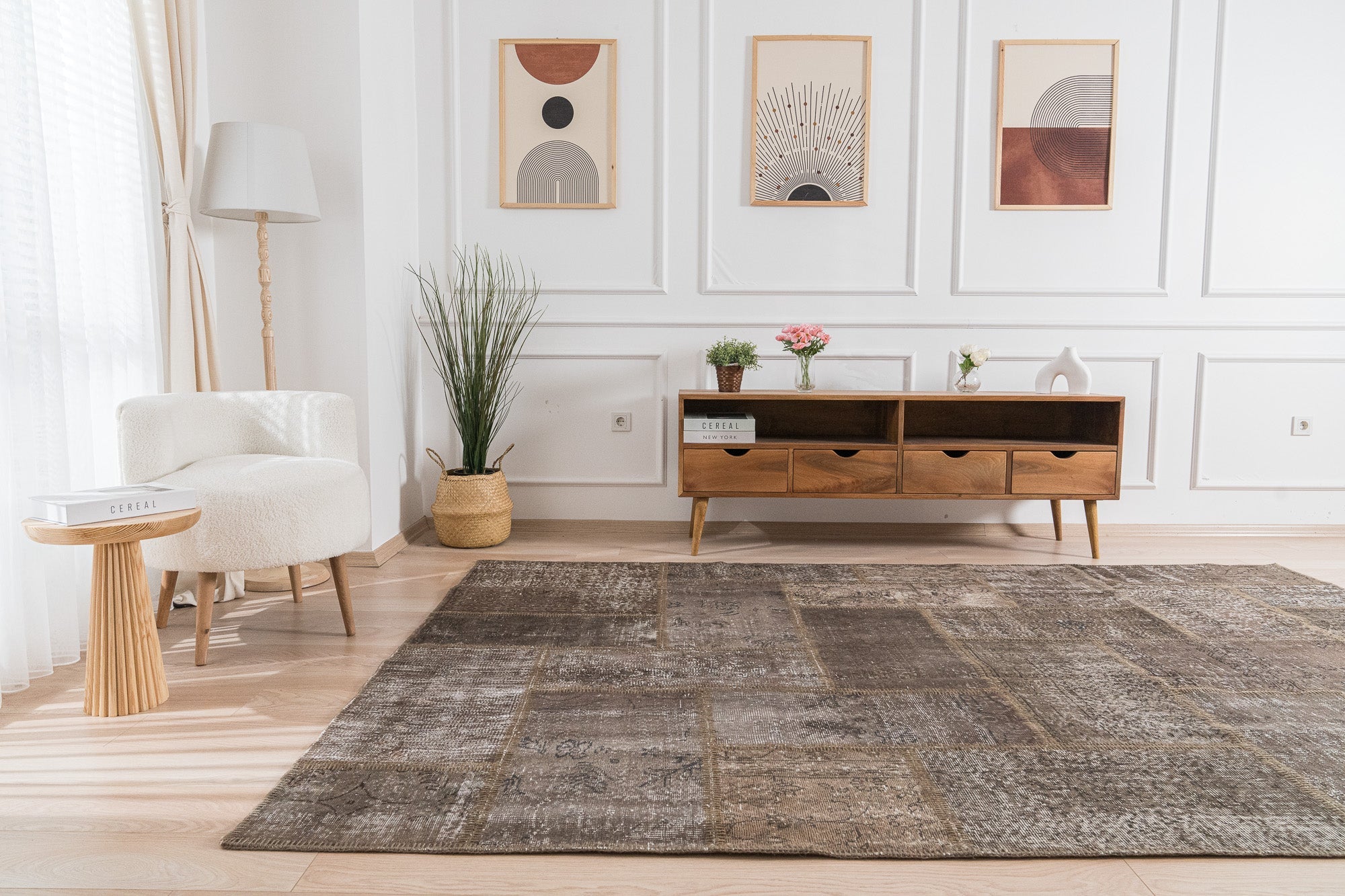 Joyanne - Persian Rug, Unique Handcrafted Artistry