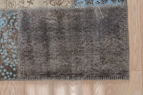 Ishal - Elegant Living Room Rug, Antique Charm