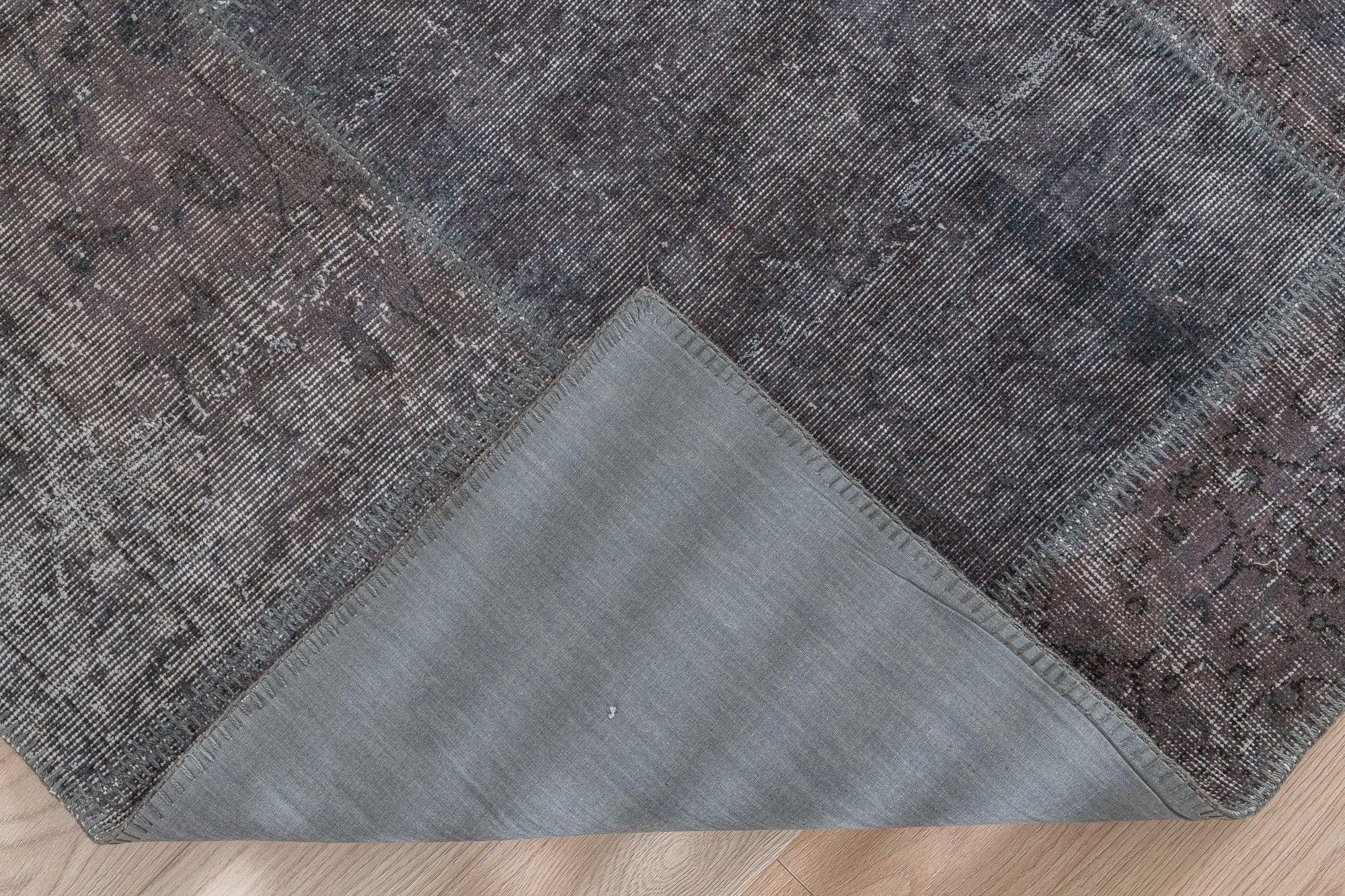 Ciara - Persian Rug, Handcrafted & Timeless