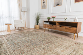 Penina - Persian Rug, Handcrafted & Timeless