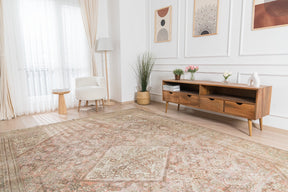 Quella - Persian Rug, Handcrafted & Timeless