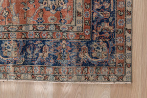 Omara - Oriental Vintage Rug, Collector's Edition