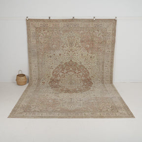 Primula - Vintage Turkish Area Rug