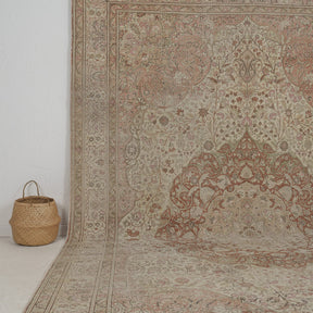 Primula - Vintage Turkish Area Rug