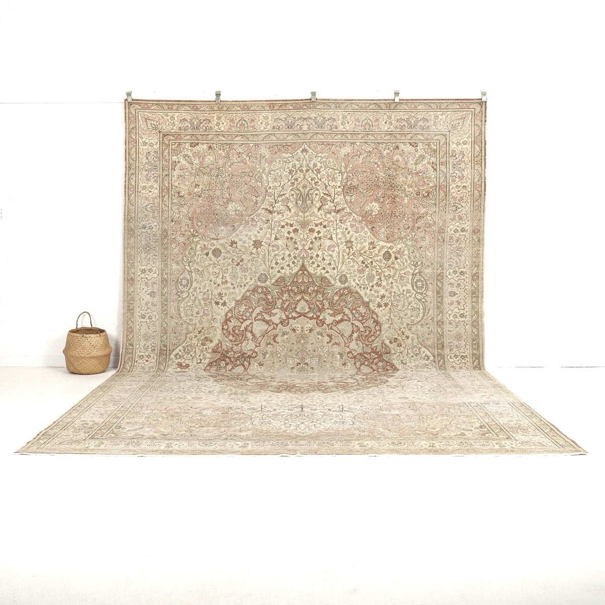 Primula - Vintage Turkish Area Rug