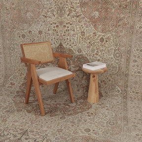 Primula - Oriental Rug, Handcrafted for Luxury Living