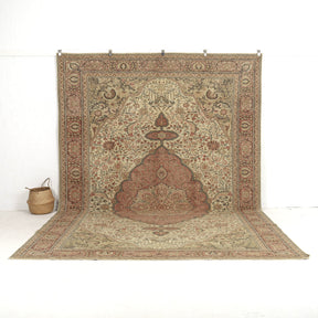 Esme - Persian Rug, Handcrafted & Timeless