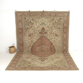 Esme - Oriental Vintage Rug, Collector's Edition