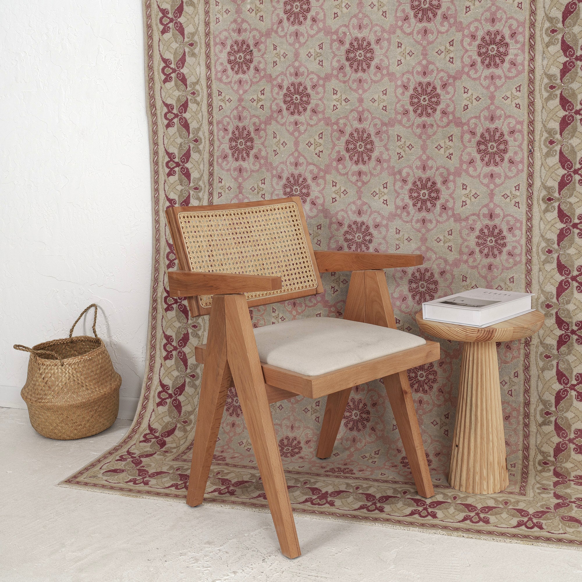 Georgianna - Vintage Persian Rug, Handwoven Masterpiece