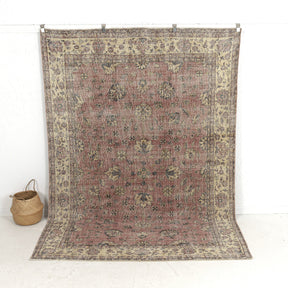 Saleema - Living Room Rug, Elegant & Unique