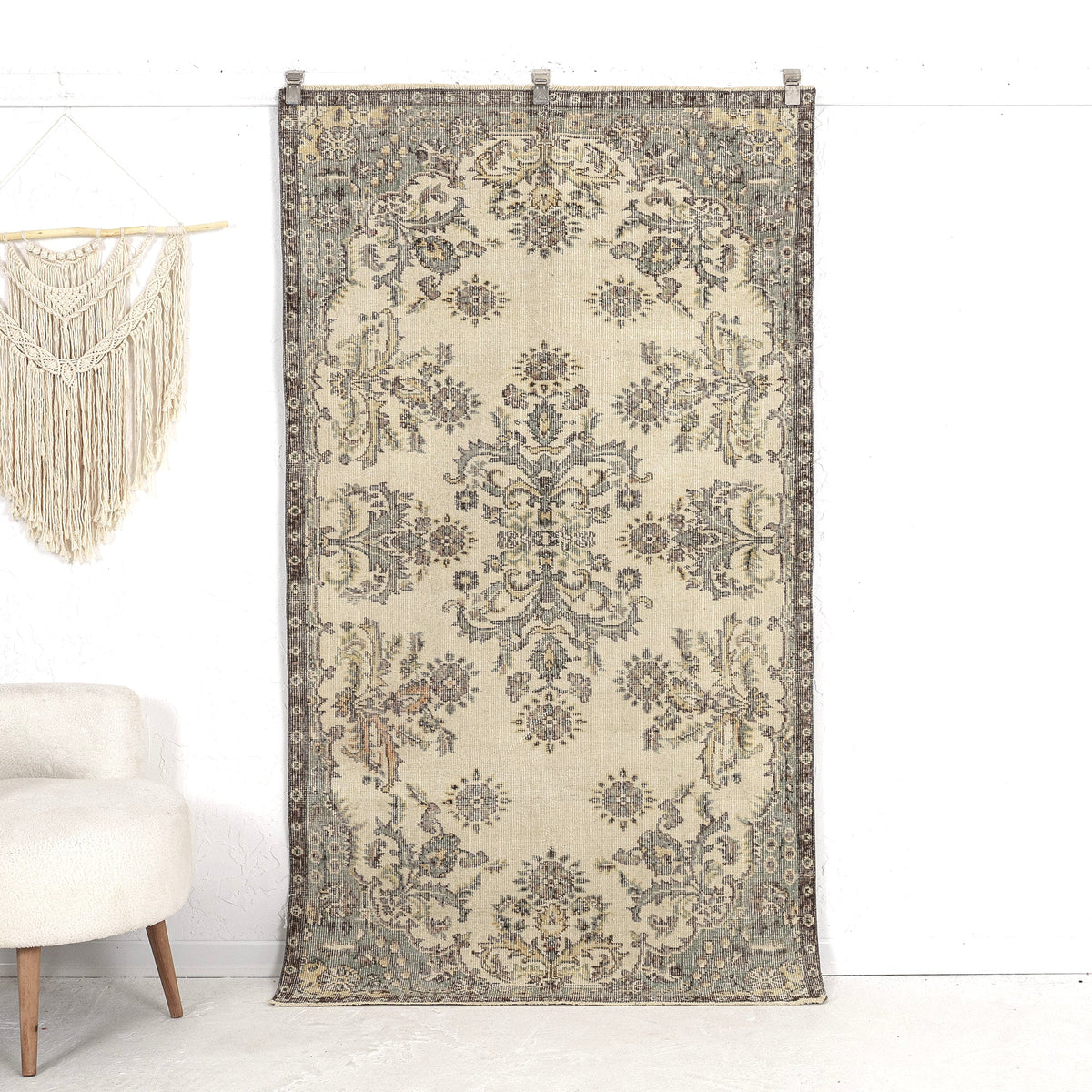 Jovana - Vintage Turkish Small Rug